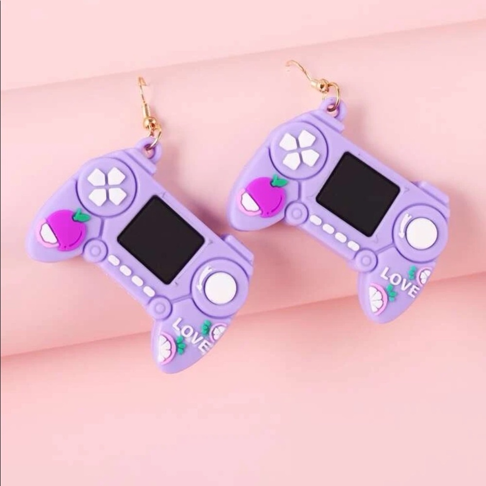 video game console long earrings - Picture 1 of 4